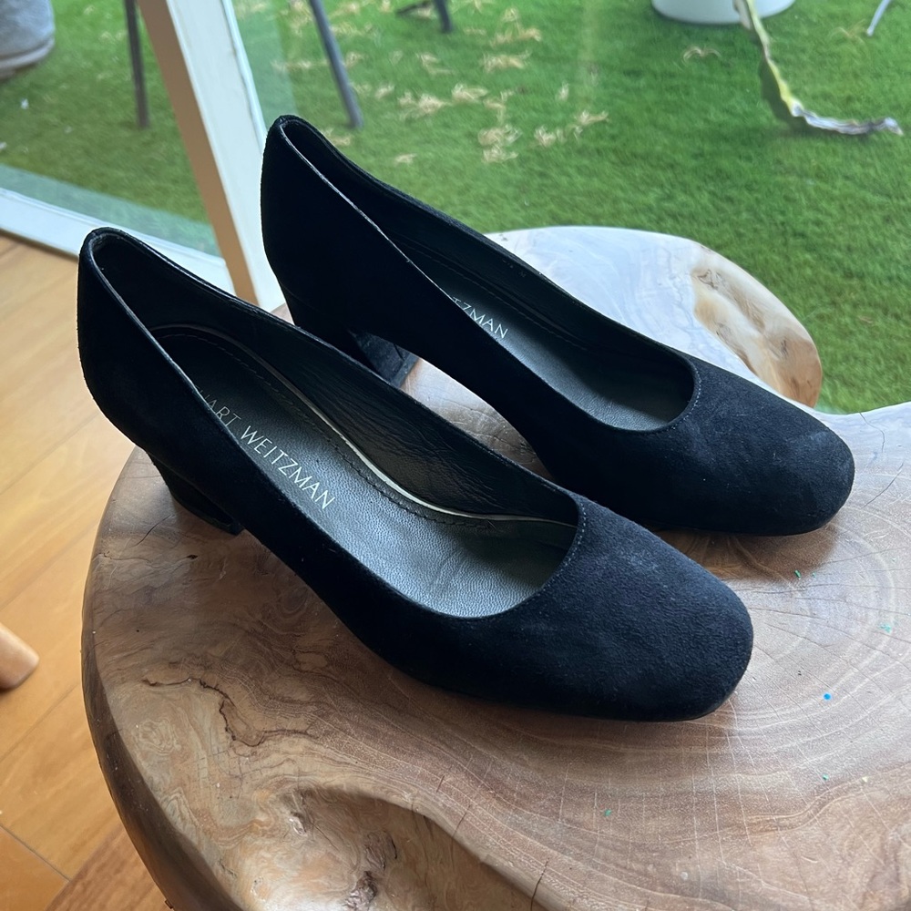 Stuart Weitzma35MM Vivienne Suede Ballerina Pumps